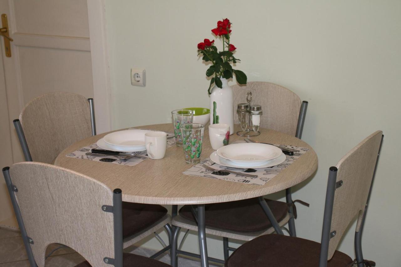 Green Cactus Rooms - Unique And Cozy House Senta ภายนอก รูปภาพ